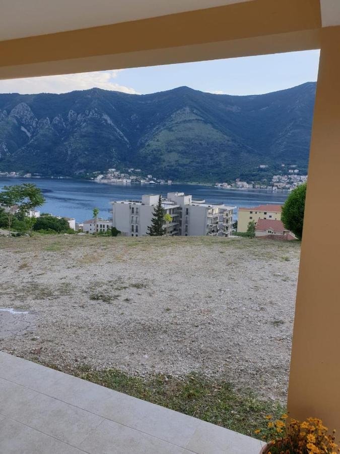 Apartment Jelena Kotor Exteriör bild